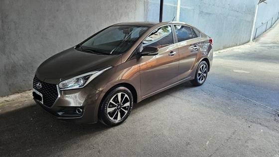 HYUNDAI HB20S 1.6 PREMIUM 16V FLEX 4P AUTOMÁTICO